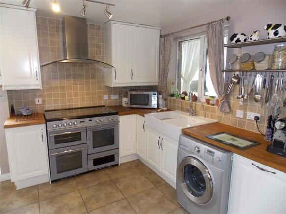 BREAKFAST KITCHEN