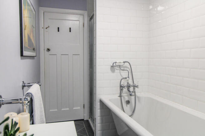4 bed Terraced for sale Image 8