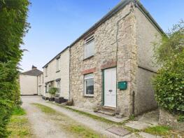 3, Sims Terrace, Tamar Way, Gunnislake PL18 9DQ