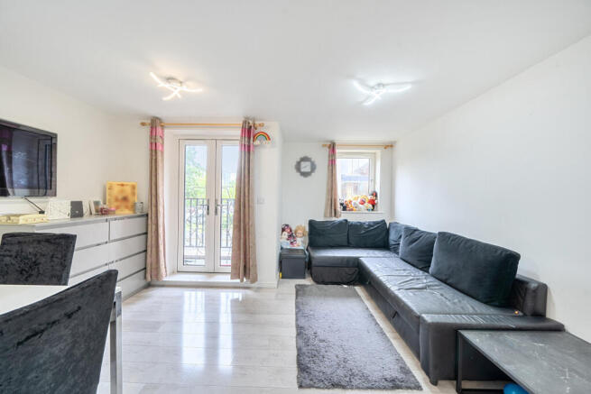 1471527-15-6a26bd...