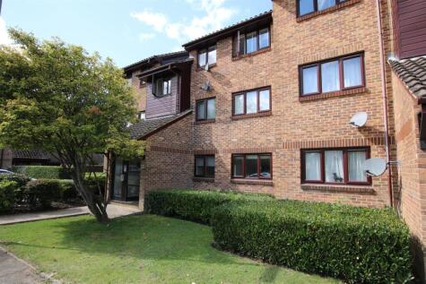 Newbridge Close, Broadbridge Heath