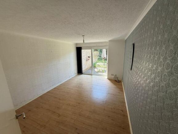 73 Hotoft Road, Leicester, LE5 1EG photo 4