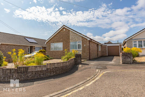 Montrose Drive, Bournemouth, BH10 4