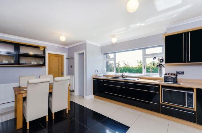 Breakfast kitchen