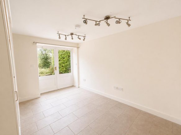 1 bed Cottage to rent Image 5