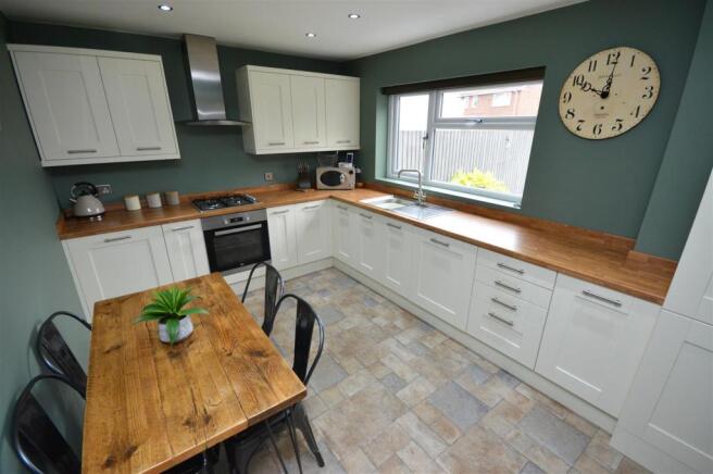 Kitchen / Diner