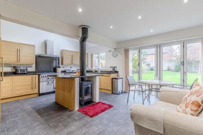 Kitchen 1