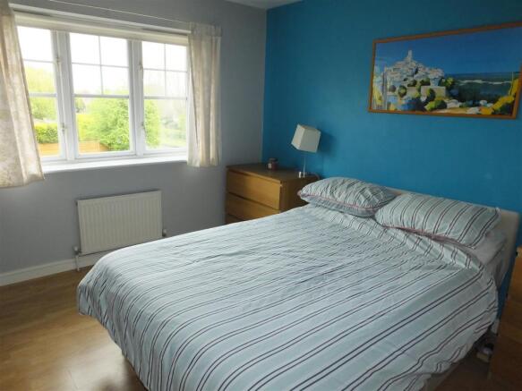 Bedroom.JPG