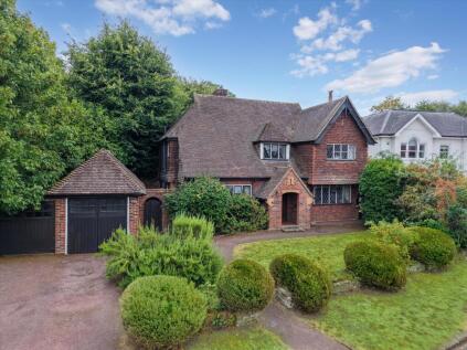 Esher Place Avenue, Esher, Surrey KT10