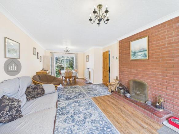 Sitting/Dining Room