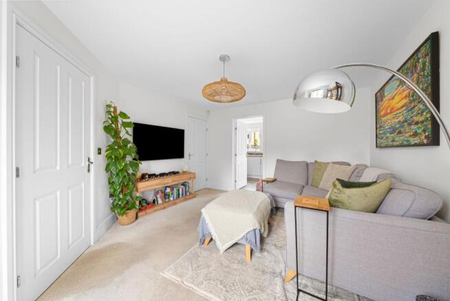 2 bed Semi-Detached for sale Image 5