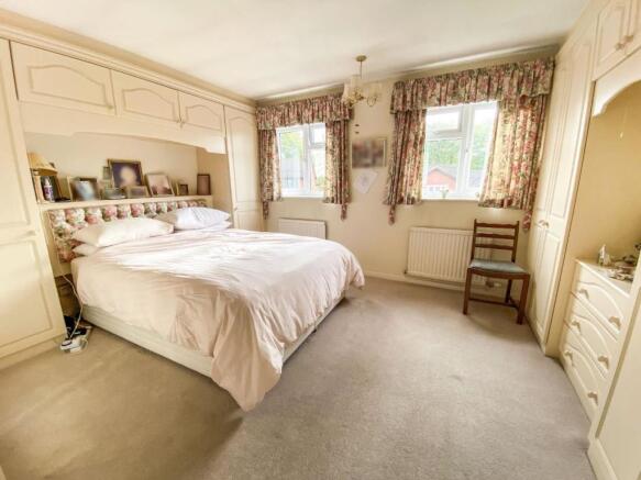 Bed1.JPG