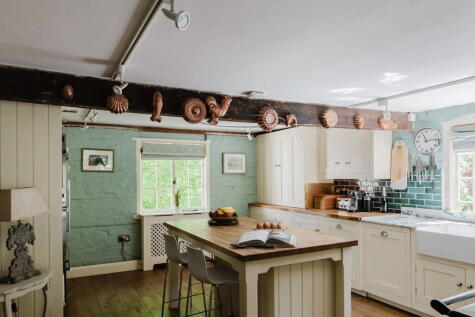 Lamberhurst, Tunbridge Wells, TN3 8BH