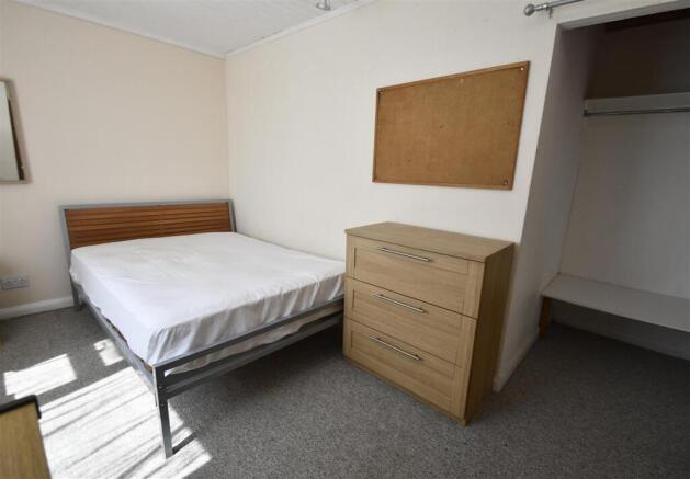 GROUND FLOOR BEDROOM