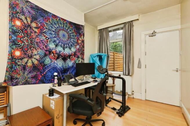 3 bed Terraced for sale Image 8