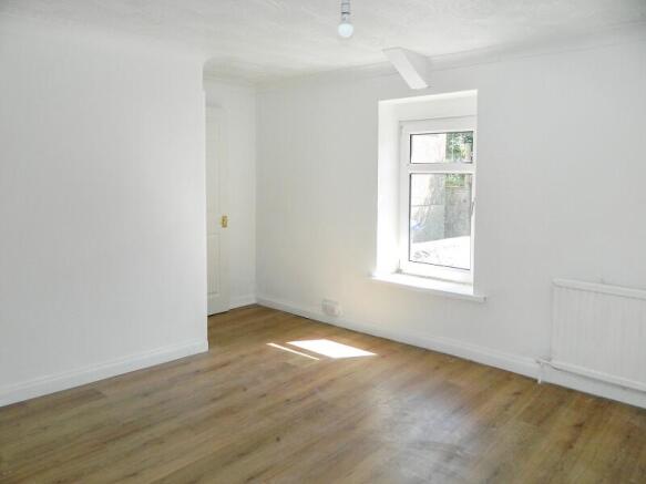 2623-PRA11043-11-raw