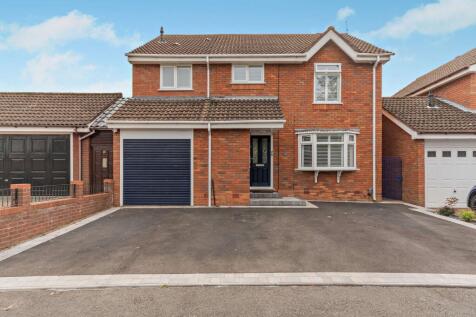 Colshaw Road, Stourbridge, DY8