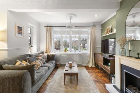 The Sigers, Pinner, HA5