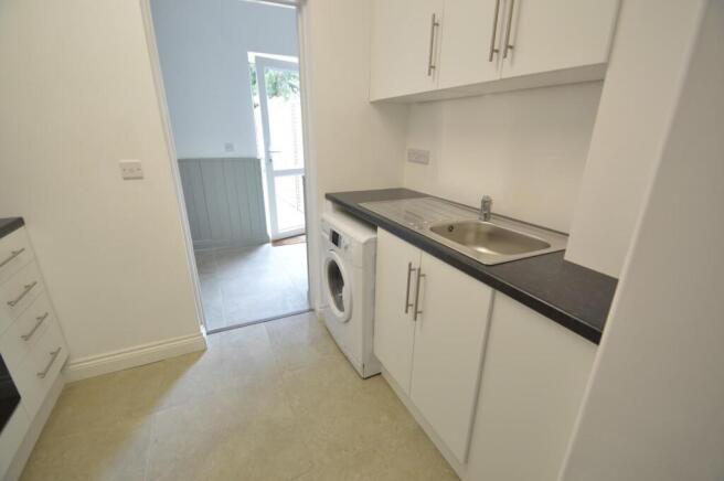 The Coach House kitchen1.JPG