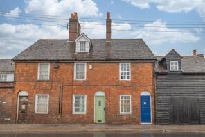 2, Cherry Tree Cottages, Canterbury Road, Faversham ME13 8LR