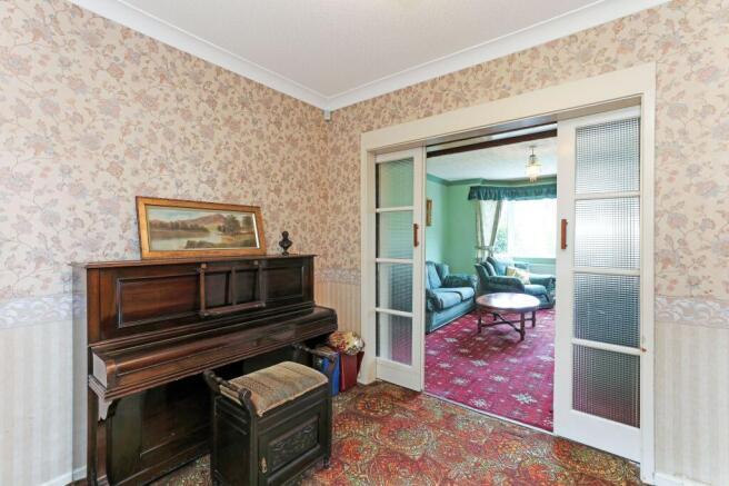 3 bed Semi-Detached for sale Image 5