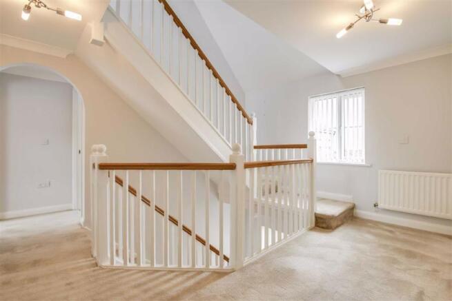 FIRST FLOOR LANDING