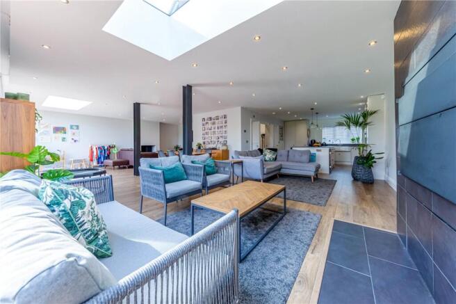 Kitchen/family room