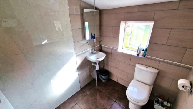 En Suite Shower Room