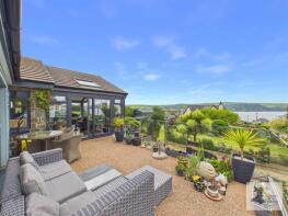 Min Y Don, U5001 Golf Course Road, Cardigan SA43 1PR
