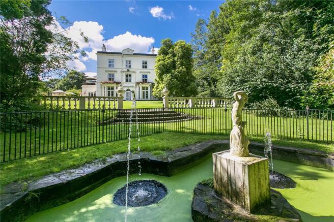 Stunning Grounds