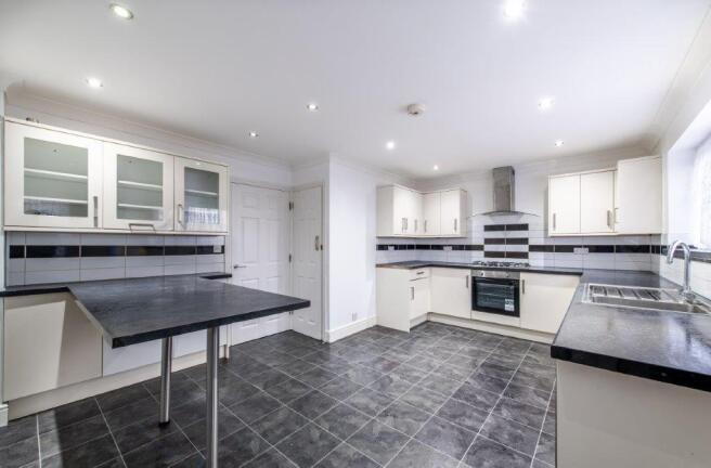 Kitchen/ Breakfast Room