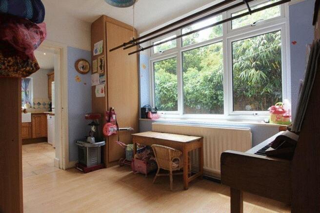 Photo 9