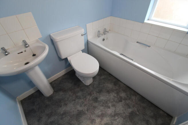 1st fl bathroom