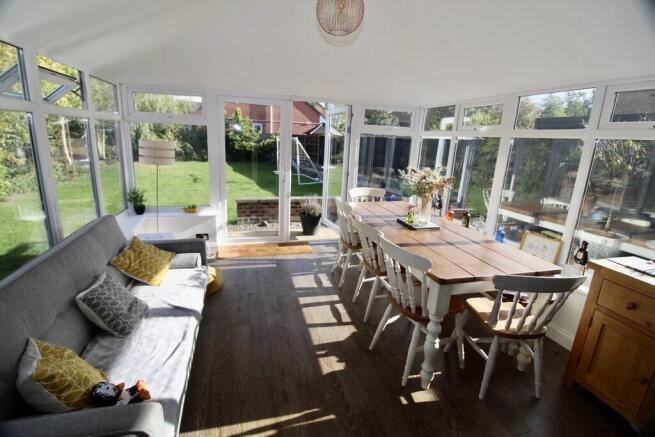 94D24DC5-C891-4FF...