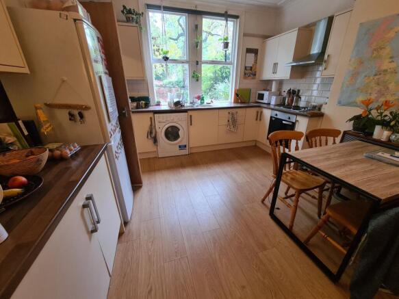 Bright, modern kitchen with plenty of worktop s...