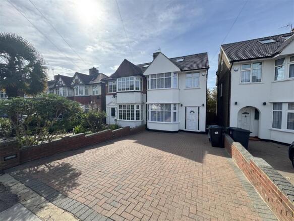 Hampden Way N14