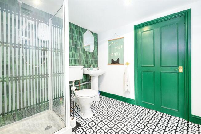 3 bed Terraced for sale Image 4