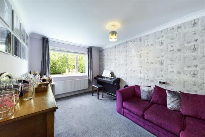 Bedroom 6/ Playroom