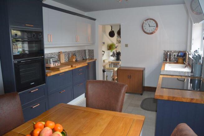 Kitchen/Breakf...