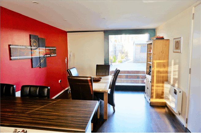 Kitchen / Diner