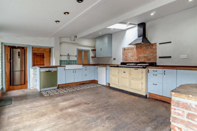 8639448-interior10-800.jpg