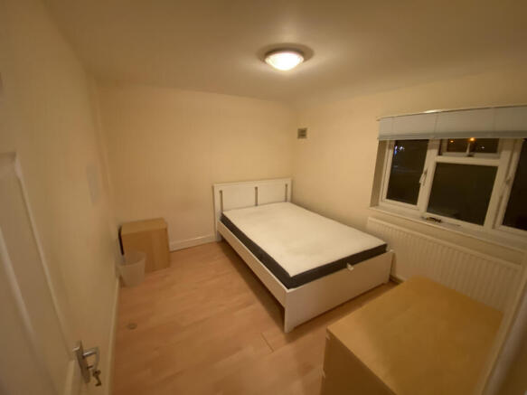 Room 2 - Browning Avenue