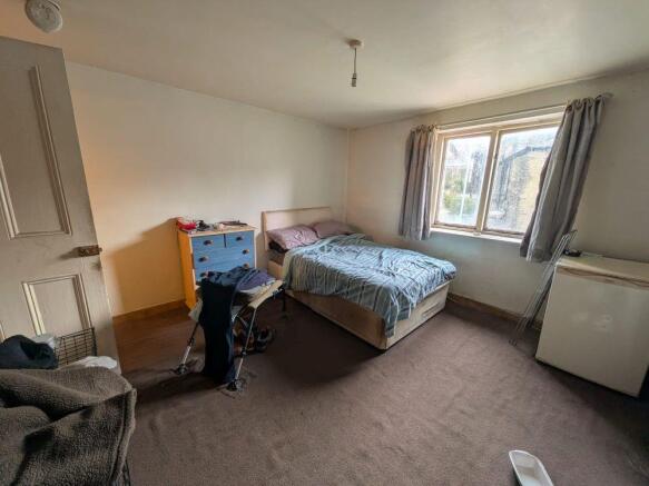 10 bed End of Terrace for sale Image 12