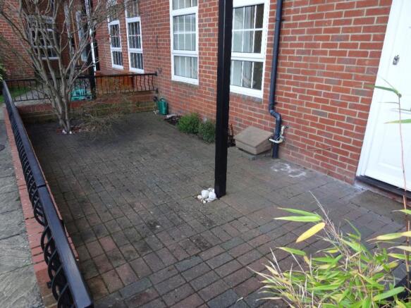 Photo 11