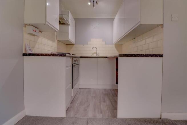 Bulphan Close, Wickford photo 3
