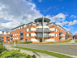 8, Lincoln Court, Wallis Square, Farnborough GU14 7GU