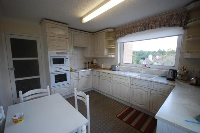 Kitchen/Breakfast