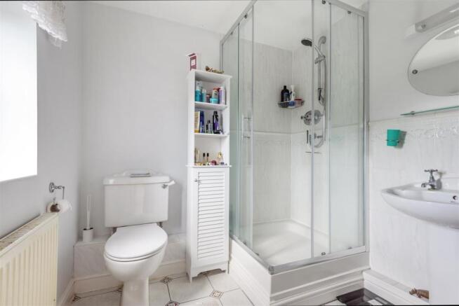 Ensuite shower room