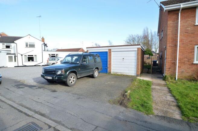 Garage (blue doo...