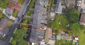 17, Berry Brow, Manchester M40 1QR